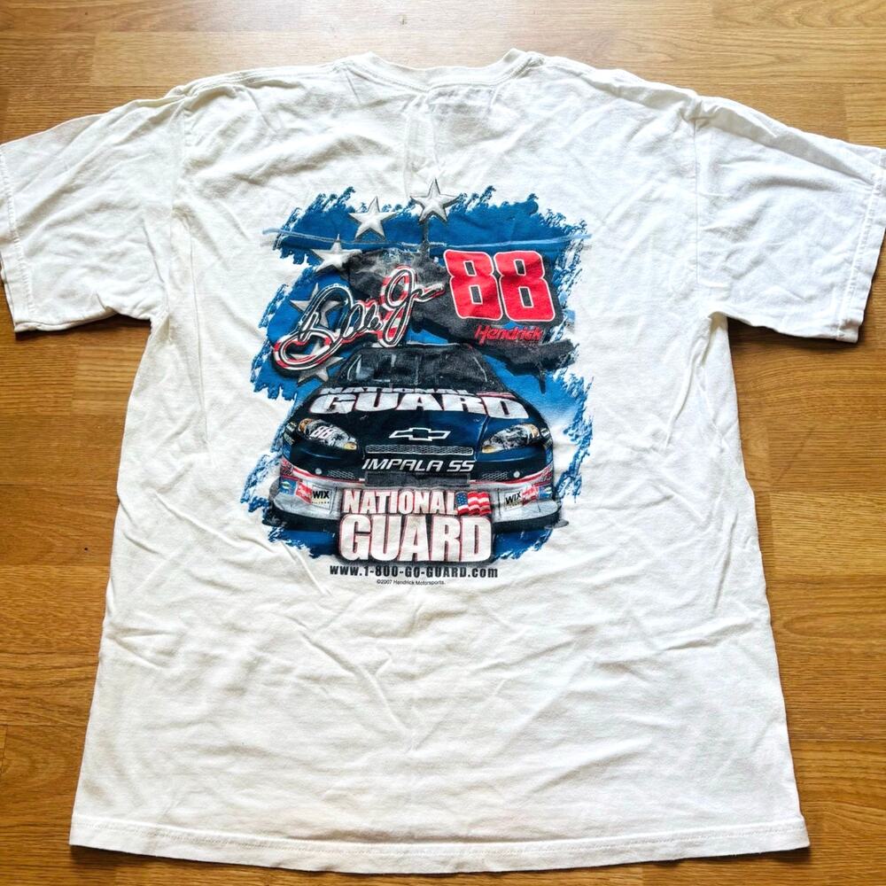 VINTAGE DALE EARNHARDT JR T SHIRT LARGE NASCAR 2007